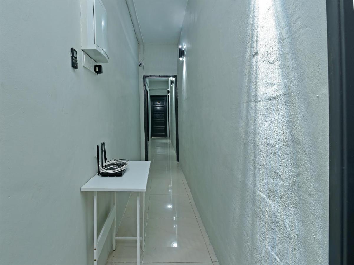 Oyo 90594 Hotel Casalink Paka Екстериор снимка