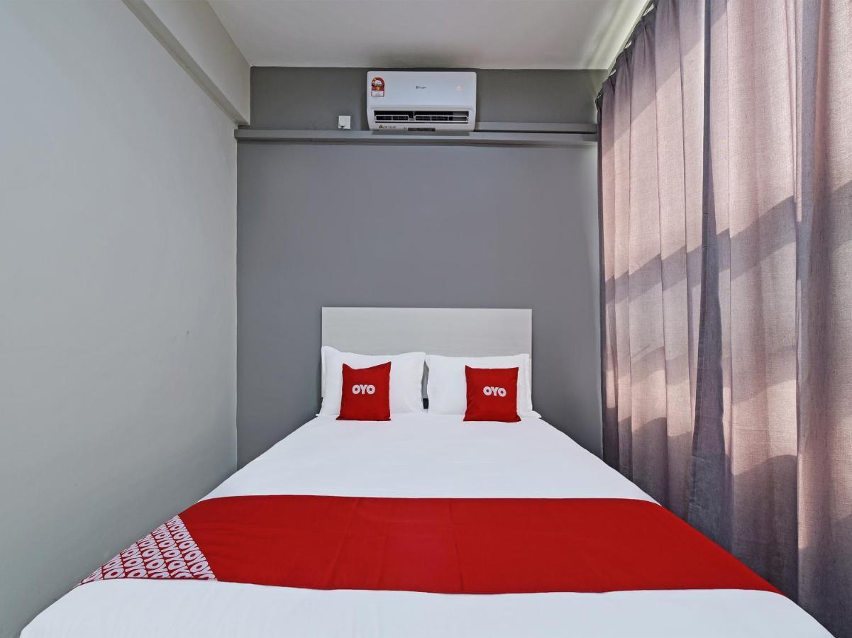 Oyo 90594 Hotel Casalink Paka Екстериор снимка
