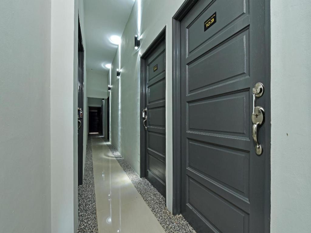 Oyo 90594 Hotel Casalink Paka Екстериор снимка