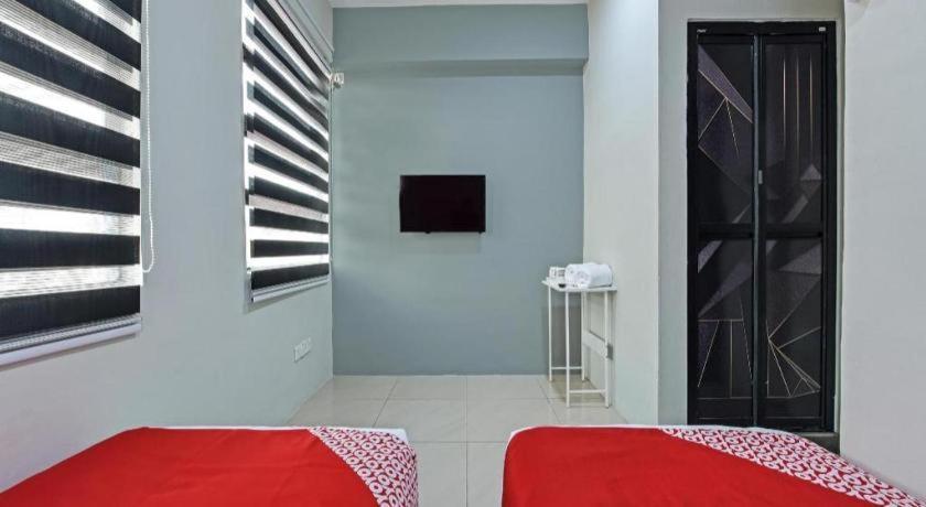 Oyo 90594 Hotel Casalink Paka Екстериор снимка