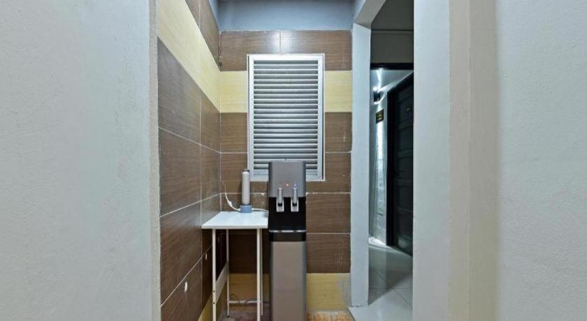 Oyo 90594 Hotel Casalink Paka Екстериор снимка